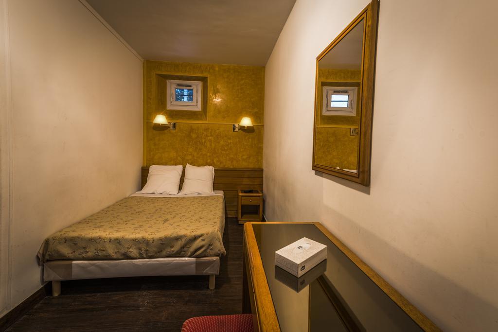 Central Hotel Paris Exterior photo